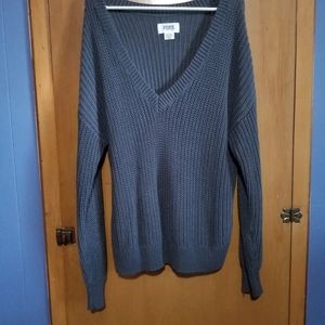 Grey PINK Sweater LG